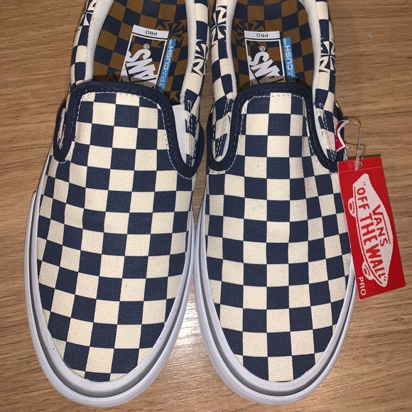 b&w checkered vans